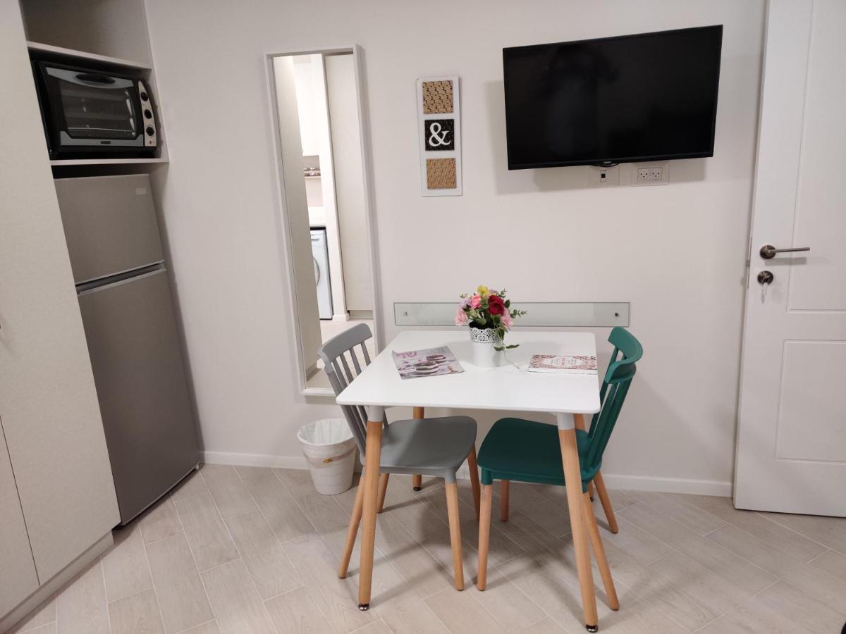 Migdal Luxury Suites Netanya J29 Eksteriør billede