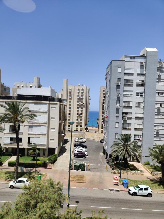 Migdal Luxury Suites Netanya J29 Eksteriør billede