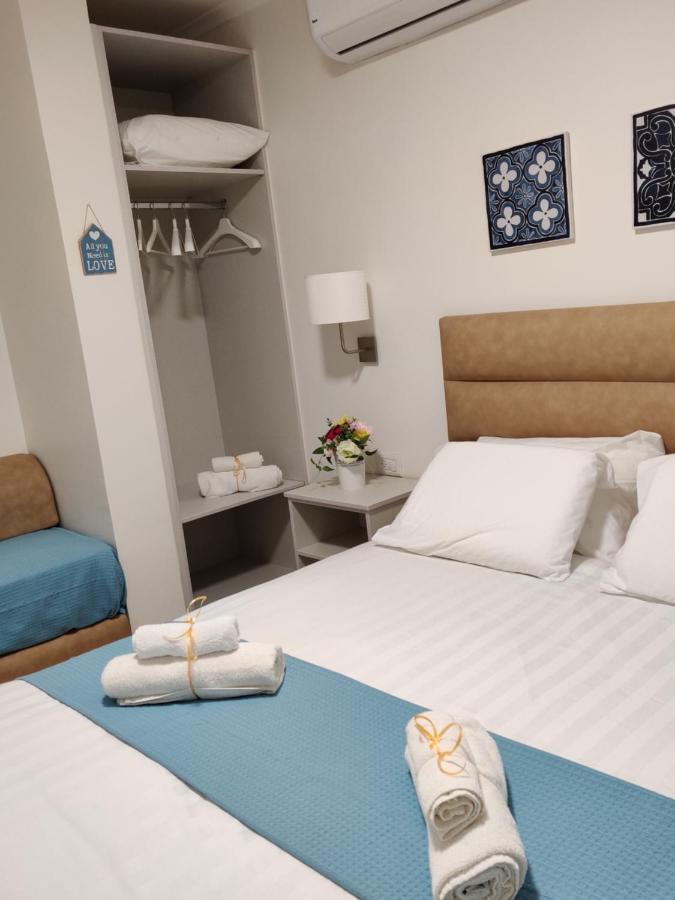 Migdal Luxury Suites Netanya J29 Eksteriør billede