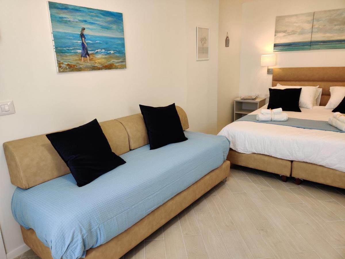 Migdal Luxury Suites Netanya J29 Eksteriør billede