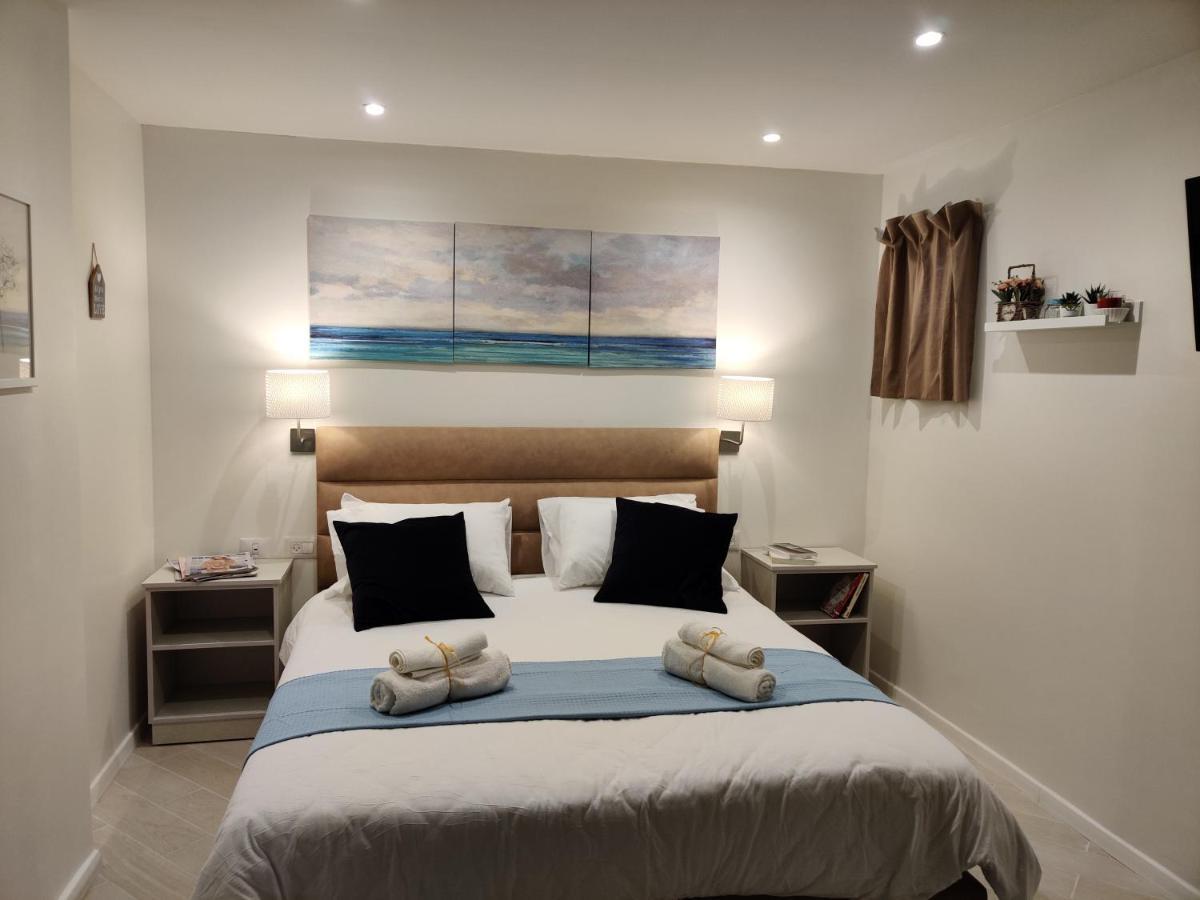 Migdal Luxury Suites Netanya J29 Eksteriør billede