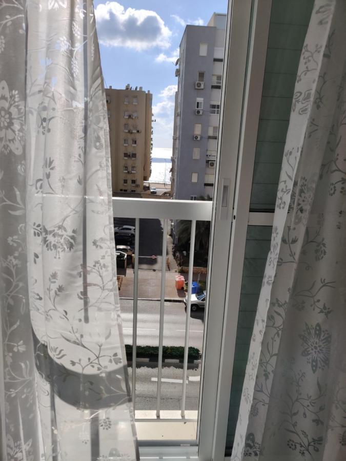 Migdal Luxury Suites Netanya J29 Eksteriør billede
